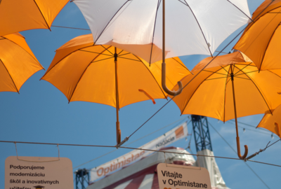 Nadácia Orange & Post bellum: Sloboda nie je happy end!: bezpečne a slušne online