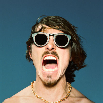 Koncert Marca Rebilleta posúvame o 15 minút na 00:30