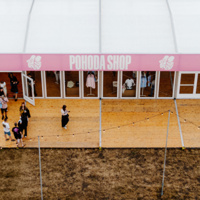 Zastavte sa v našom POHODA shope po merch a lístky na Pohodu 2026