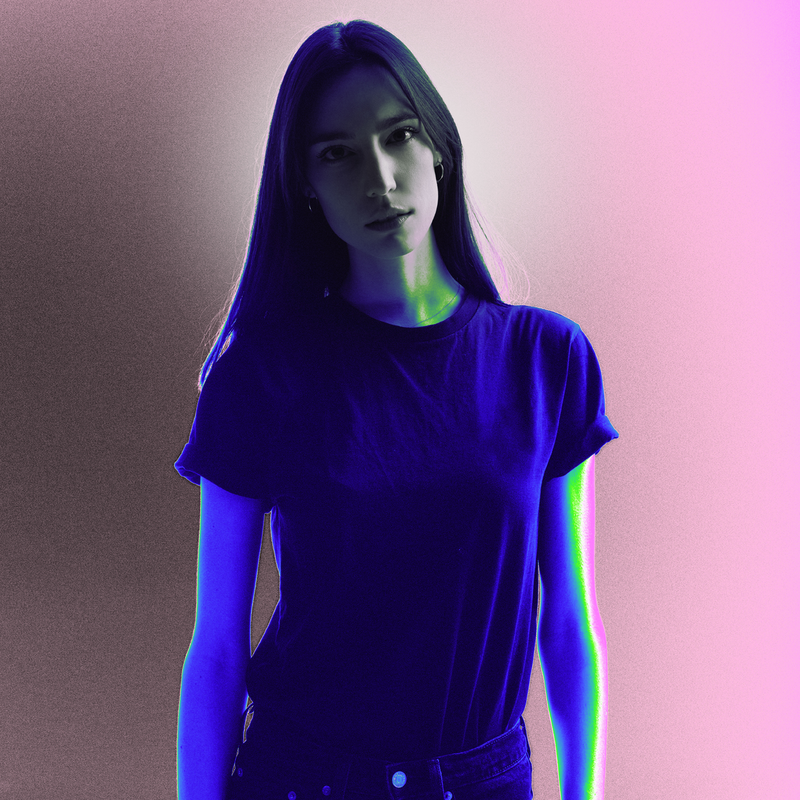 AMELIE LENS