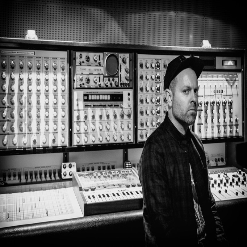 DJ Shadow