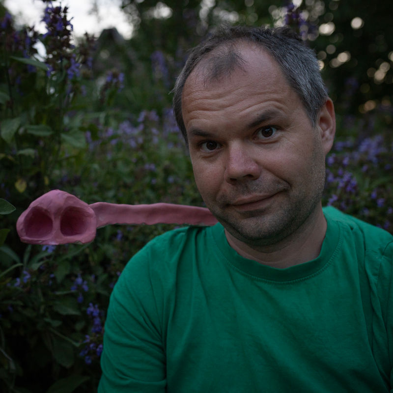 Erik Sikora: Dlhý nos / Long Nose