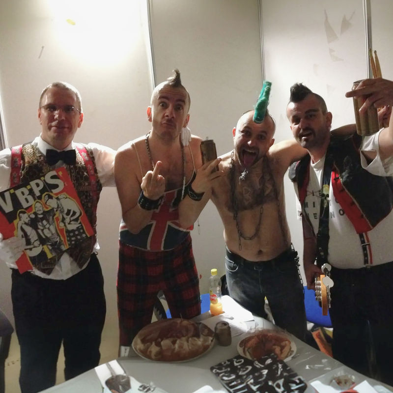 Vydrapená Bužírka Punk System