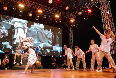 Street Dance Battle