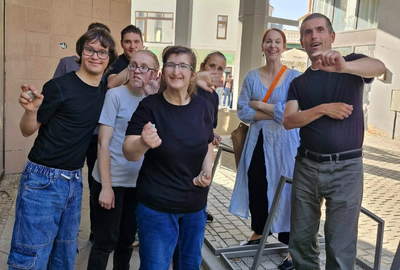 Eva Šušková a hostia: Nesieme pokoj k vám