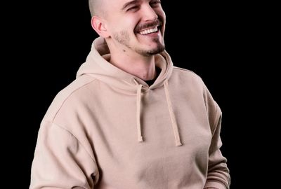 Stand up: Simona First + Ivan Kostra