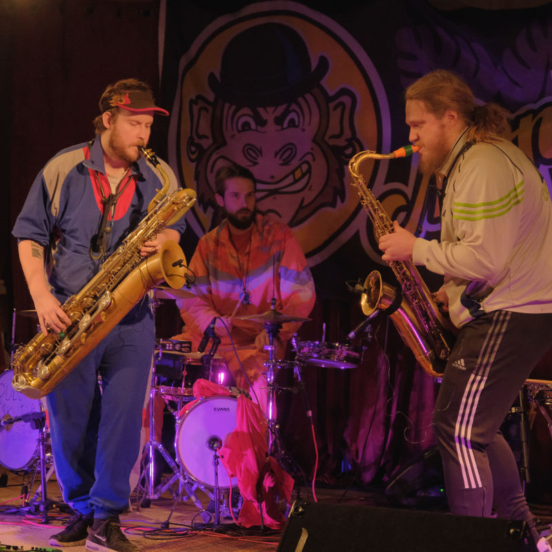 Jazz punk v podaní fínskej kapely Oulun_Keskusta na Pohode 2025