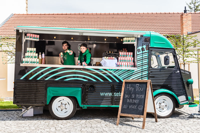 Retro foodtrucky Hey You na Pohode 2022