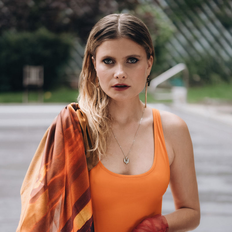 Sobotný program v Café Kušnierik uzavrie ukrajinská DJka Daria Kolomiec