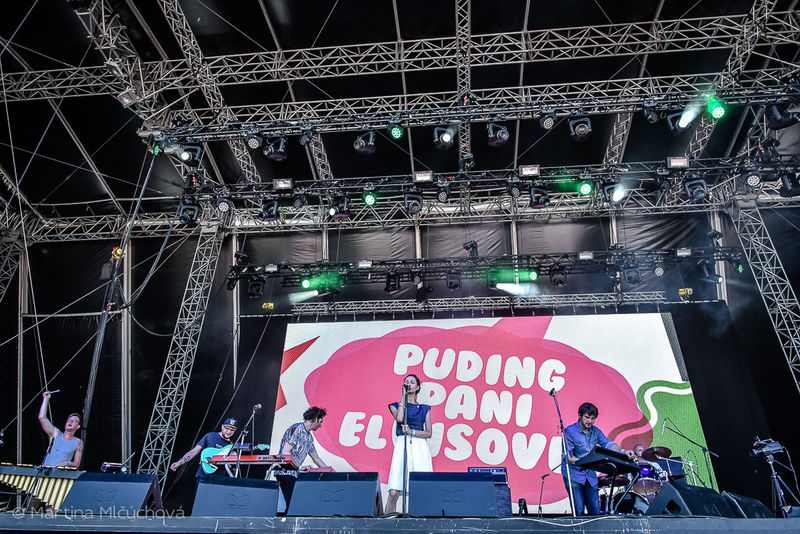 The concert recording of Puding pani Elvisovej