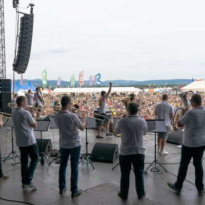 Rebel Babel a Textilanka nahradia zrušený koncert Tshegue