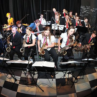 Swingless Jazz Ensemble – the student big band to play with Vec, Billy Barman, and Lasky