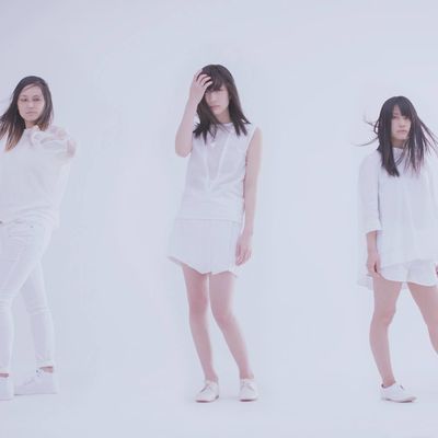 Tricot in Bratislava on March 19th