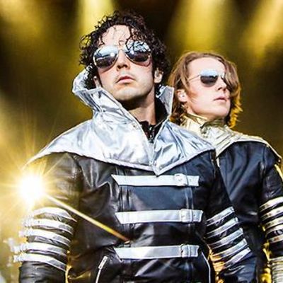 Ylvis – The Expensive Jacket Tour